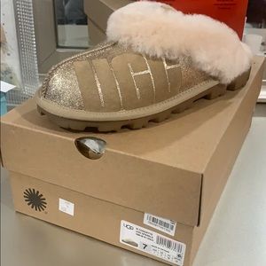 Ugg W Coquette Sparkle Gold size 7